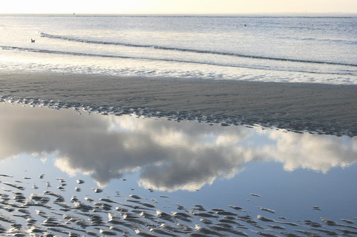 Norderney Spiegelung am Strand