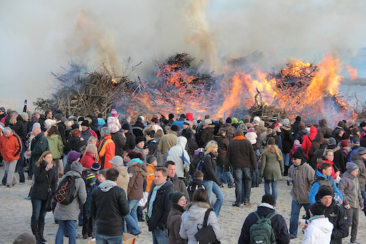 Osterfeuer 2012 auf Norderney 3